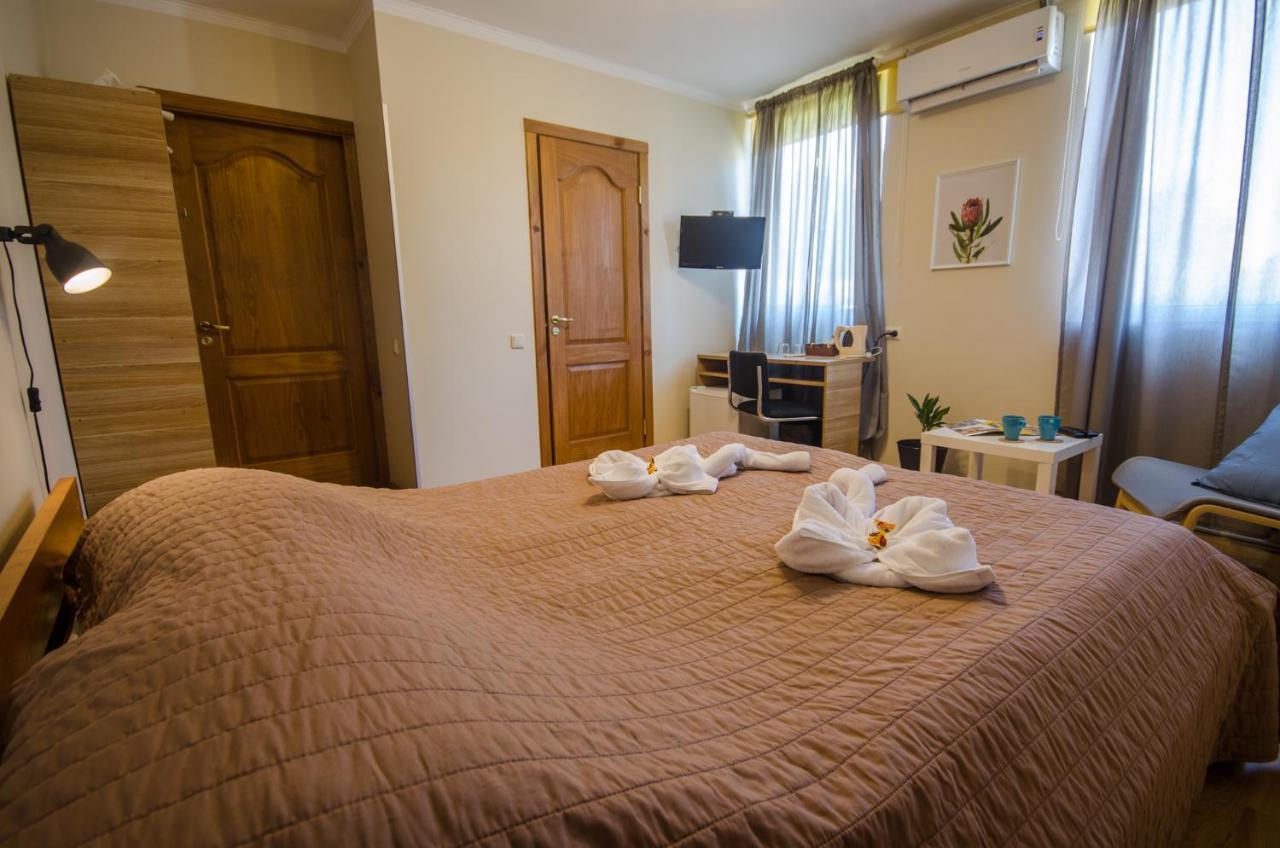 Veldzes Nams Hotel Вентспилс Екстериор снимка