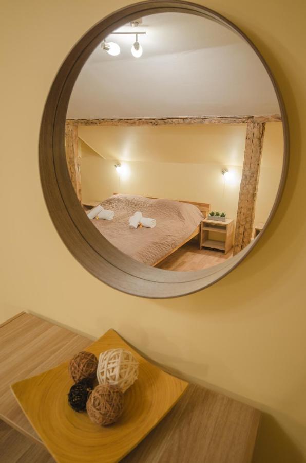 Veldzes Nams Hotel Вентспилс Екстериор снимка