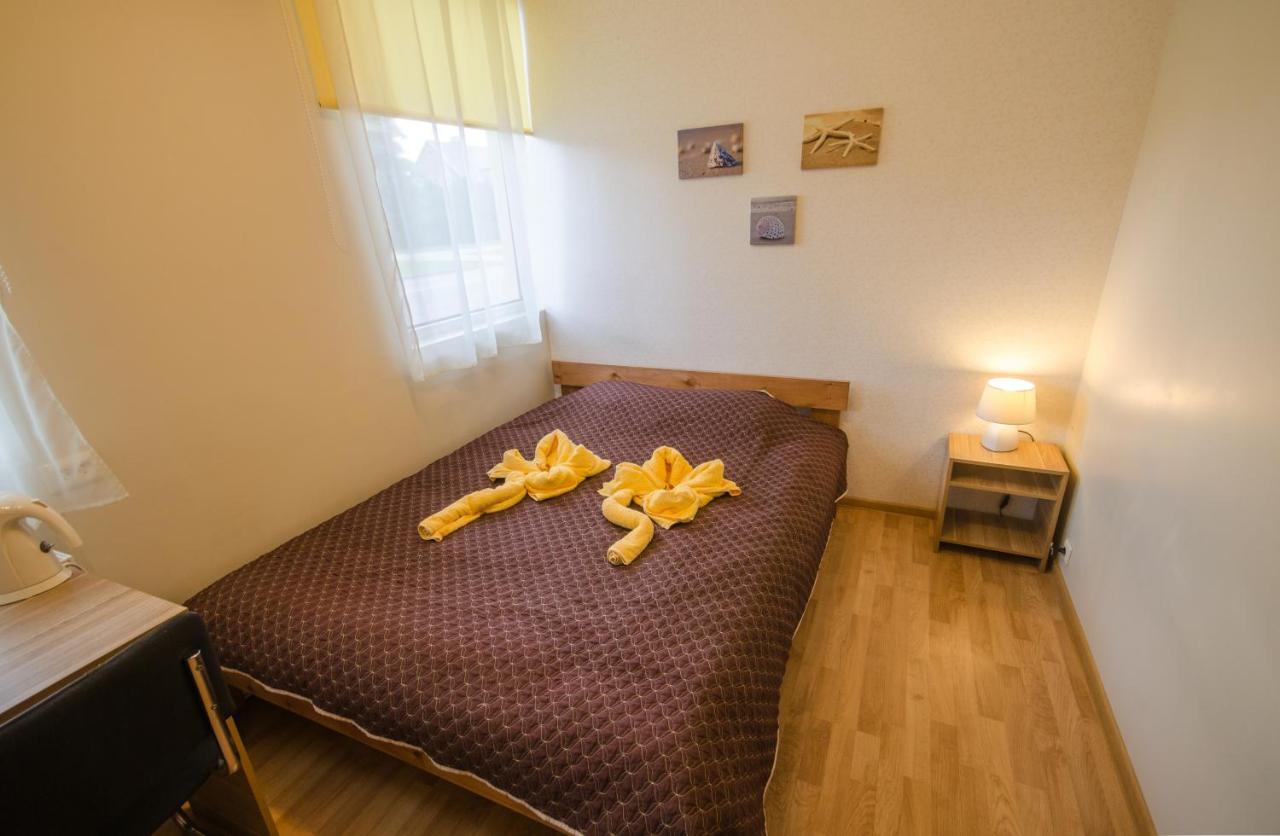 Veldzes Nams Hotel Вентспилс Екстериор снимка